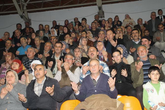 Akhisar’da Çanakkale Zaferi Anısına Kur’an Ziyafeti Verildi